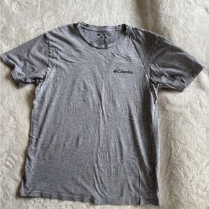 Columbia Tshirt